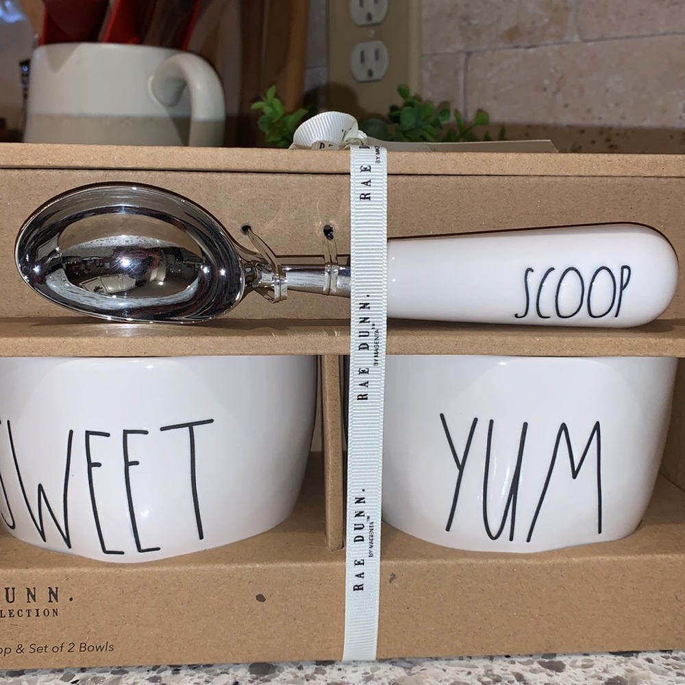 Rae Dunn “Sweet & Yum” Bowls w/Ice Cream Scoop - Picture 4 of 4